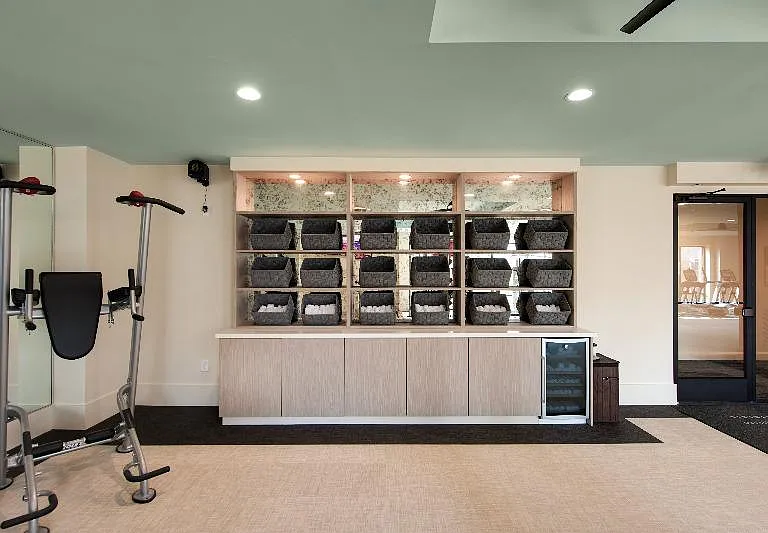 7600 Kirby Dr — Photo 16