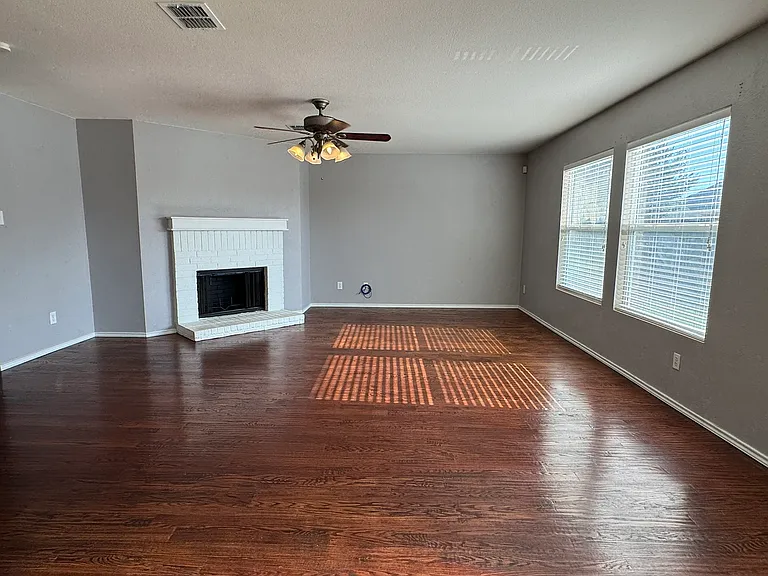 13287 Fowler Dr — Photo 20