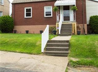 816 Maple St, West Mifflin, PA 15122