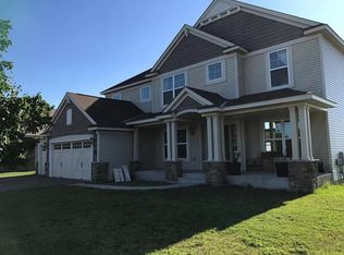 2424 Cottage Grove Dr, Woodbury, MN 55129