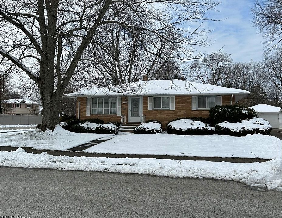 1st image of 22506 Sharon Ln