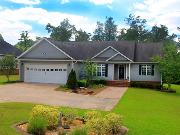 396 Carrington Cir, Thomasville, GA 31757