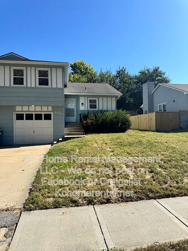 3 bed, 2.0 bath, $2,000 — Photo 2