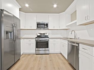 16002 S Myrtle Ave APT 4, Tustin, CA 92780