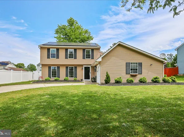 109 Mimosa Dr, Sewell, NJ 08080