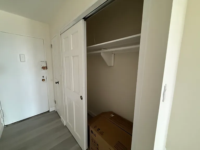 14430 Roosevelt Ave #601 — Photo 18
