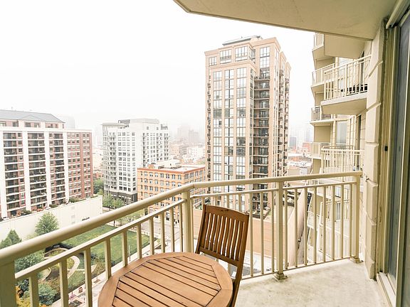 5th image of 645 N Kingsbury St APT 1503