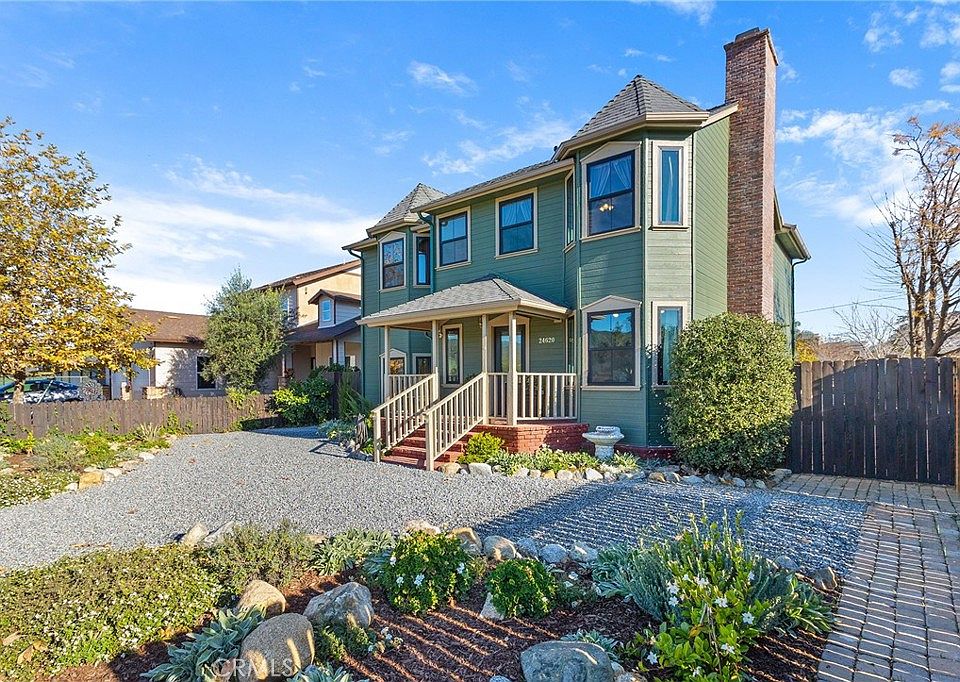 1st image of 24620 2nd Ave