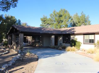 15151 Riverside Dr, Apple Valley, CA 92307