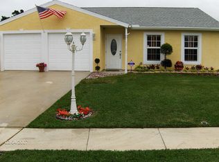 5102 Canal Cir E, Lake Worth, FL 33467