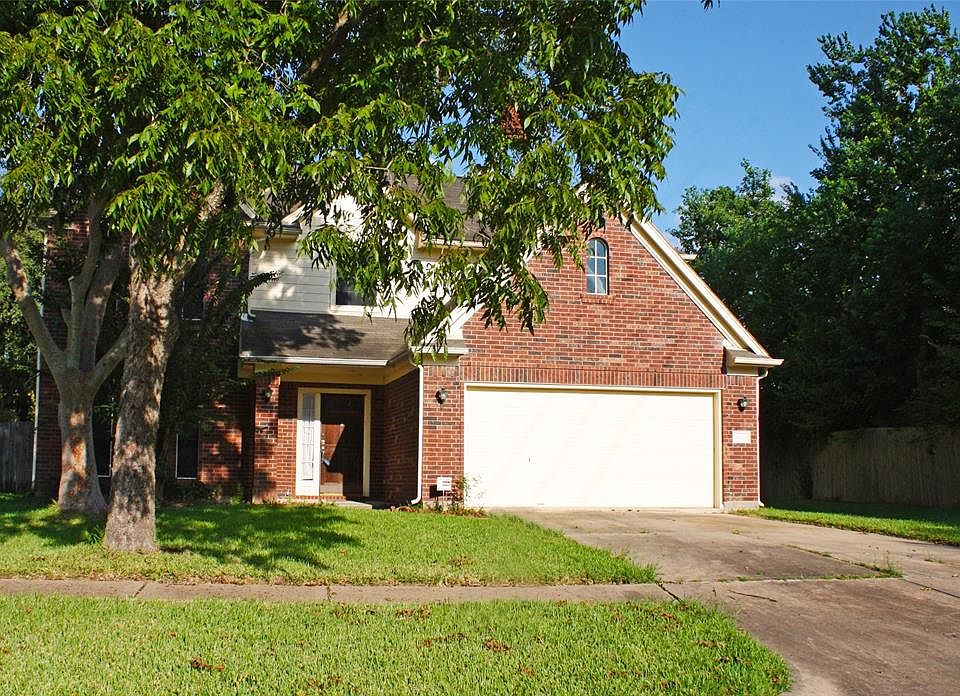 1st image of 16823 Benwick Dr
