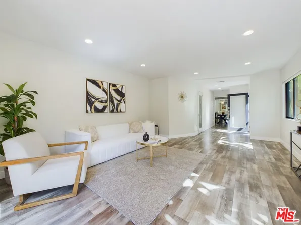 9811 Portola Dr, Beverly Hills, CA 90210
