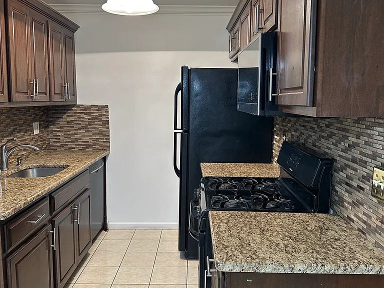38262 Fairway Ct #114B — Photo 4