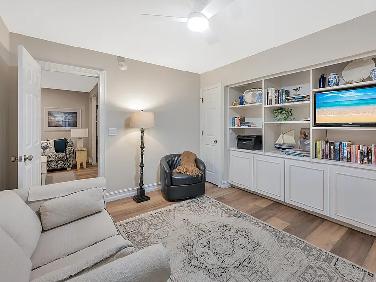 180 6th Ave S #3 — Photo 19
