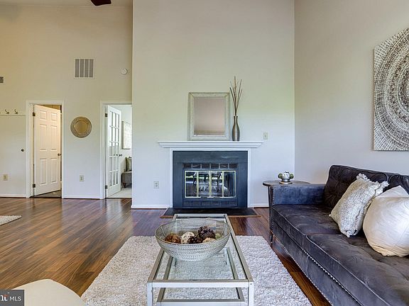 5th image of 7594 Lakeside Village Dr APT D