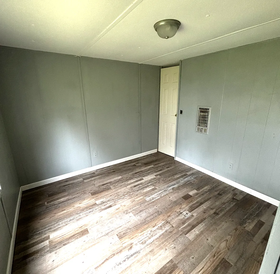2 bed, 725 sqft, $650 — Photo 3