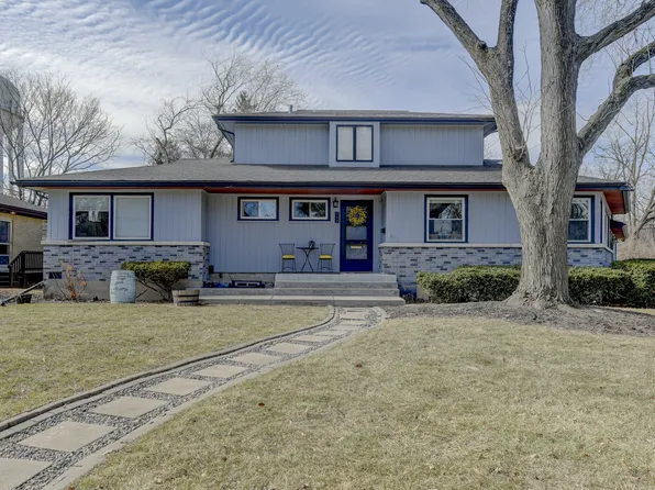 712 Gardner Rd, Flossmoor, IL 60422