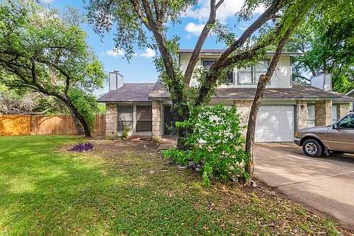 PM2-AUS7505 Saint Amant Pl Photo 1