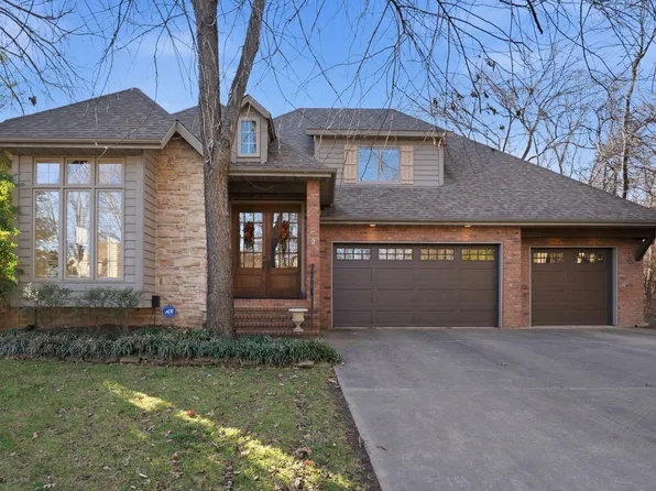 4909 S Old Oak Way, Springfield, MO 65810