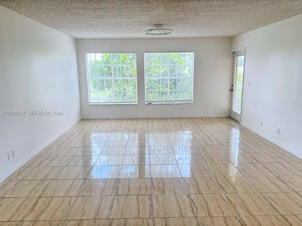 6292 La Costa Dr APT H, Boca Raton, FL 33433