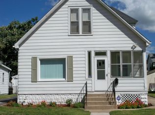 1124 S Pasfield St, Springfield, IL 62704