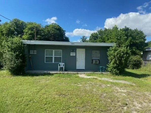 1605 13th Street, Fort Pierce, FL 34950