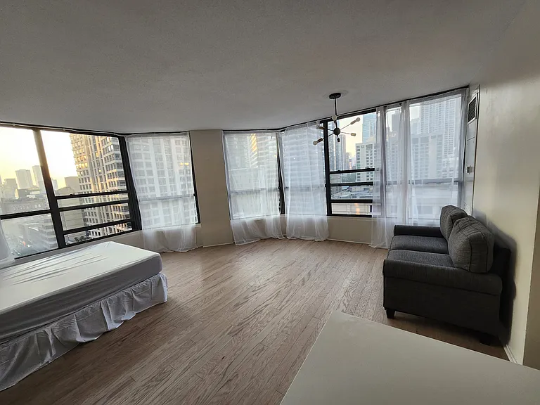 405 N Wabash Ave #1003 — Photo 4
