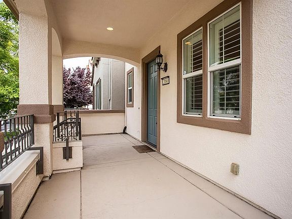 3rd image of 2180 Pleasant Grove Blvd