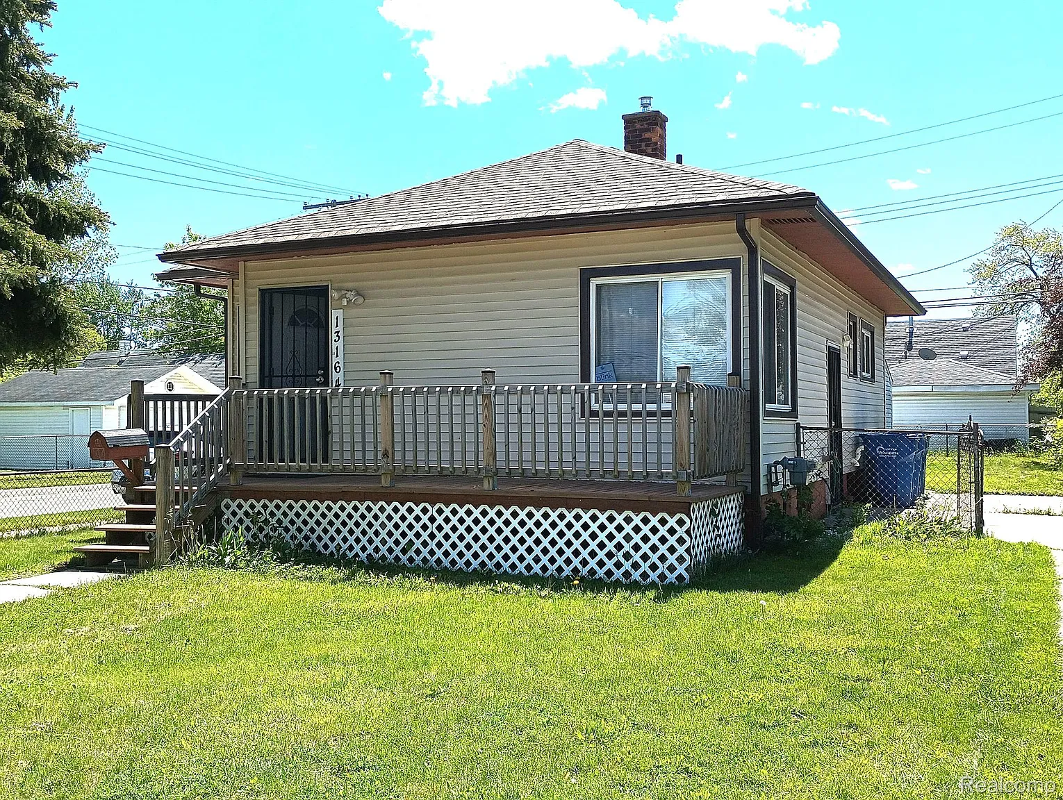 13164 Prospect Ave photo 1