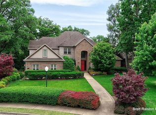 904 NW Oxford Gate, Bentonville, AR 72712