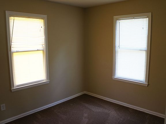 3rd image of 1005 Ethan Allen St