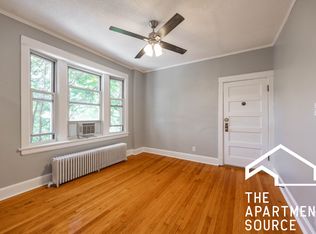 3219 N Leavitt St #1R, Chicago, IL 60618