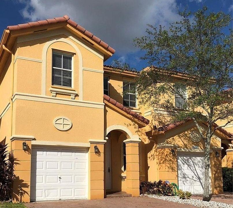 Townhouse-for-Rent-in-Doral