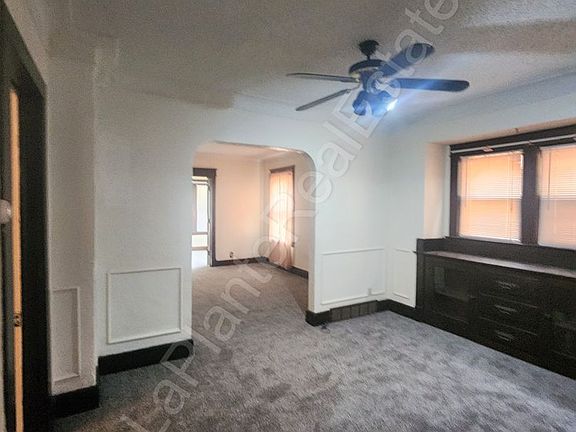 5th image of 3422 Franklin Ave