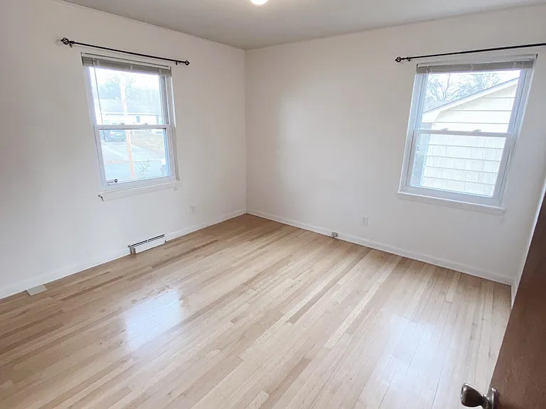 11402 Jackson Ave — Photo 9