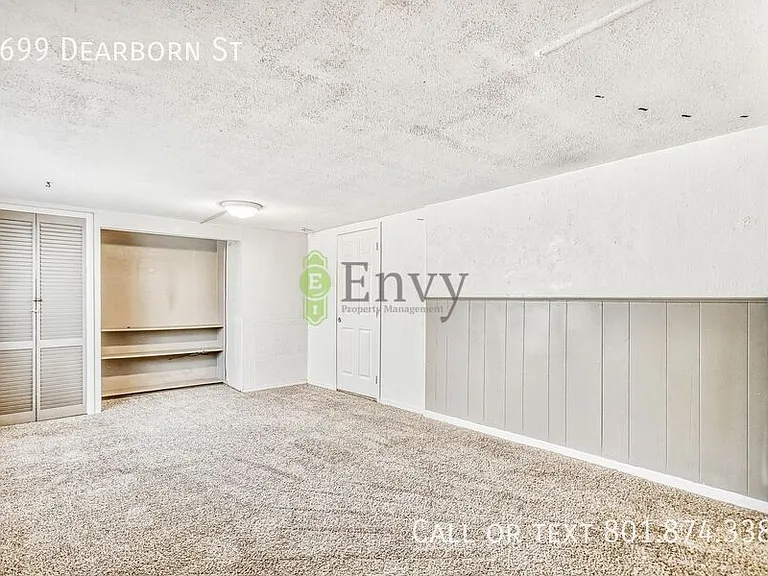 2699 S Dearborn St — Photo 11
