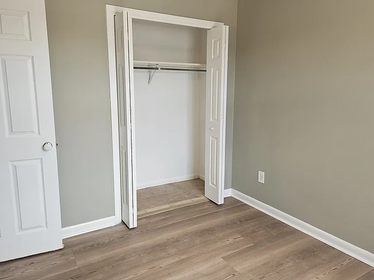 1275 Redwood Ln #B — Photo 15