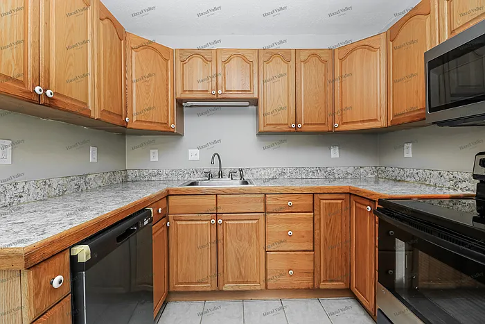 2370 Palm Dr — Photo 8