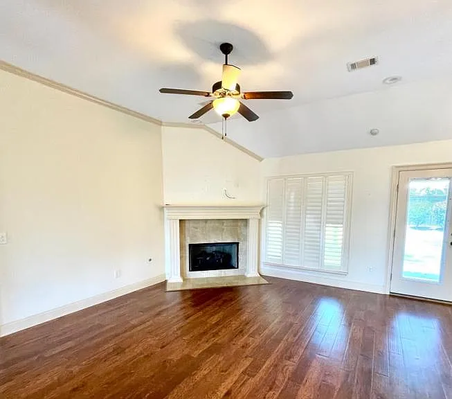 109 Millhouse Dr — Photo 5