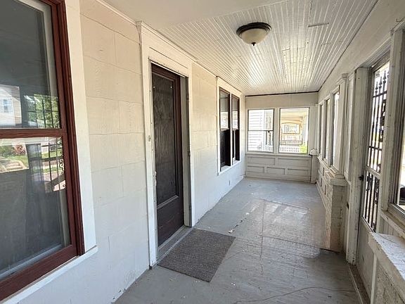 4th image of 200 Jesse Ave