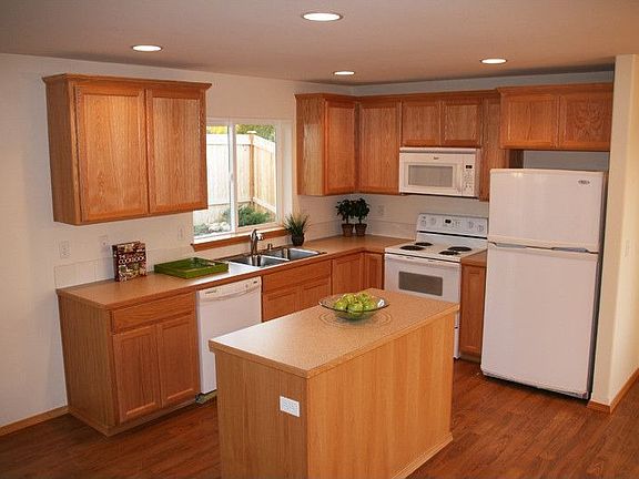2nd image of 11307 22nd St SE Unit "a"