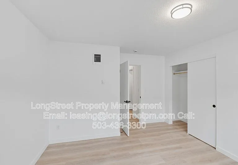 824 S 19th St — Photo 6