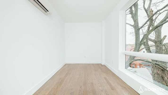 Rented by Nooklyn NYC LLC | media 67