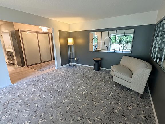 4th image of 100 Imperial Dr W APT 204