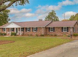 4715 Paula Dr, Winston Salem, NC 27127