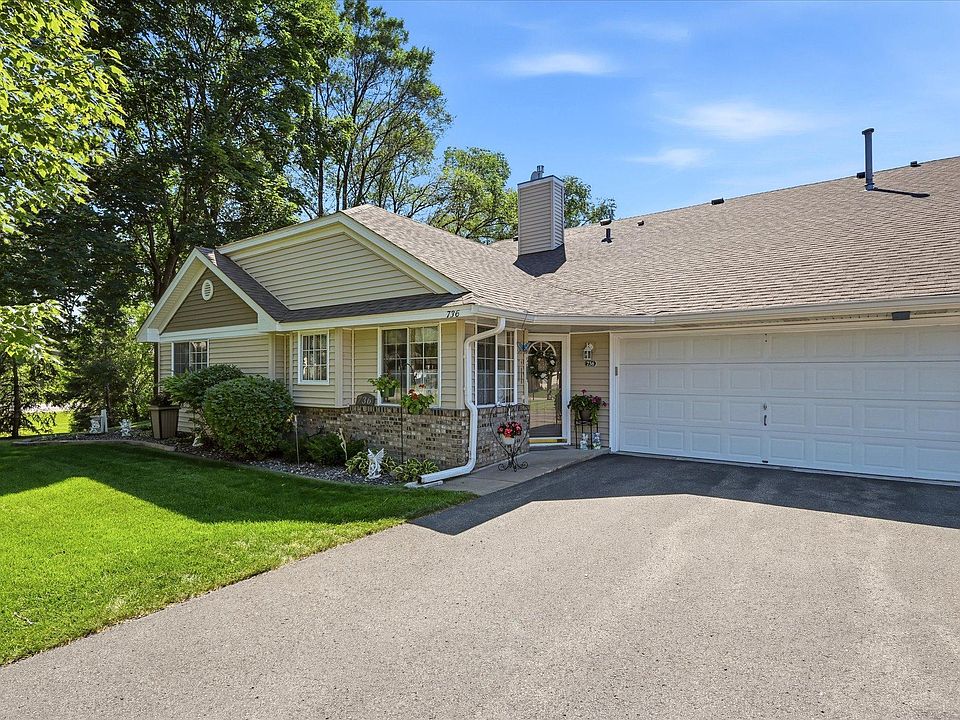 1st image of 736 85th Ln NW
