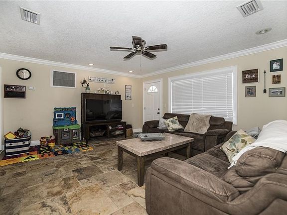 4th image of 7212 50th Ave N