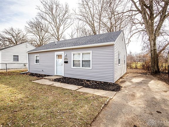 2nd image of 2023 Catalpa Ave