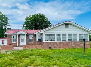 857 Union Grove Rd S, Crossville, AL 35962