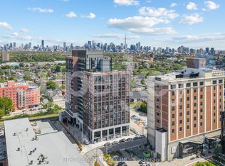 181 Sterling Rd #1215, Toronto, ON M6R 0B2